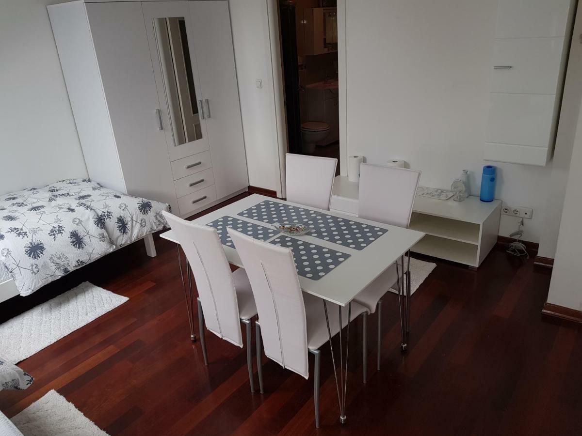 Apartman Maksimir Lux Zagreb-145M2 Exterior foto